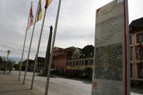 Das touristische Leitsystem wurde Mitte April 2016 aufgestellt. Foto: Stadt Offenburg